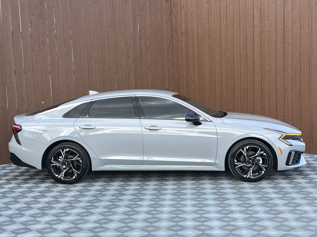 Used 2025 Kia K5 GT-Line image 12