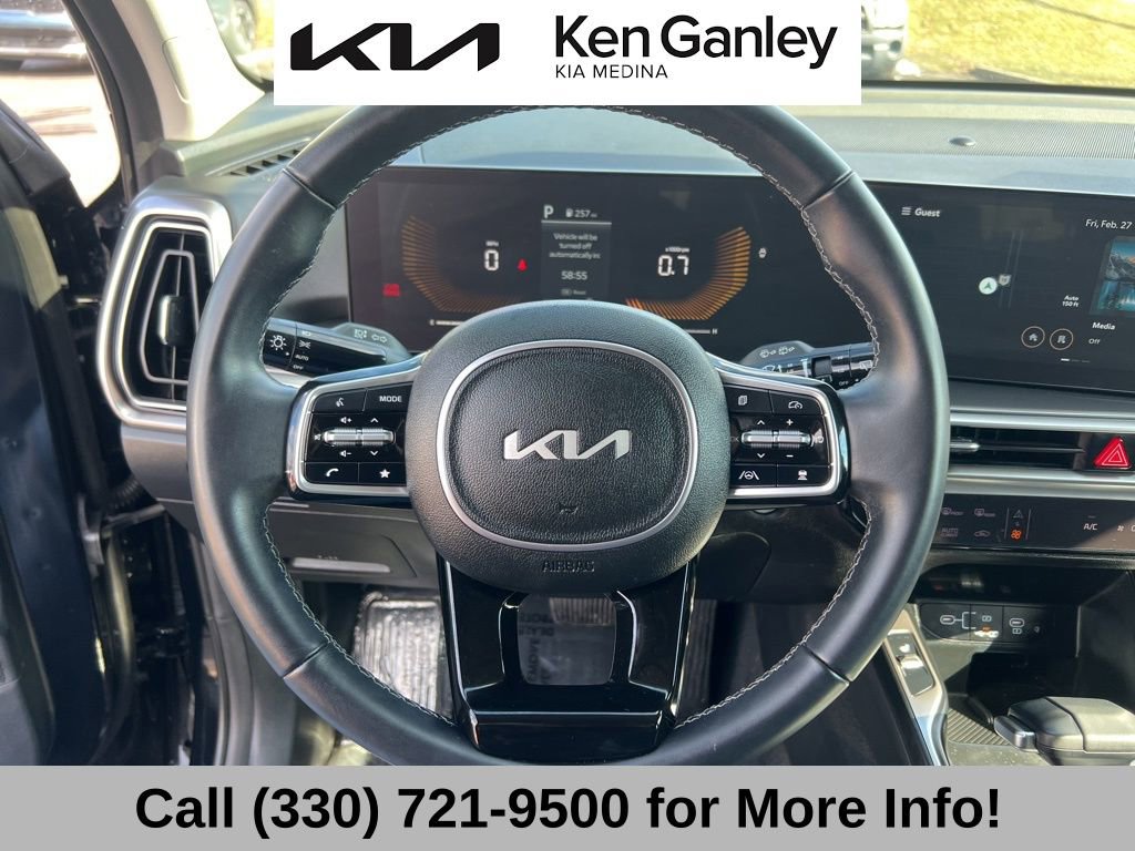 Certified 2025 Kia Sorento S w/ Panoramic Sunroof Package image 34