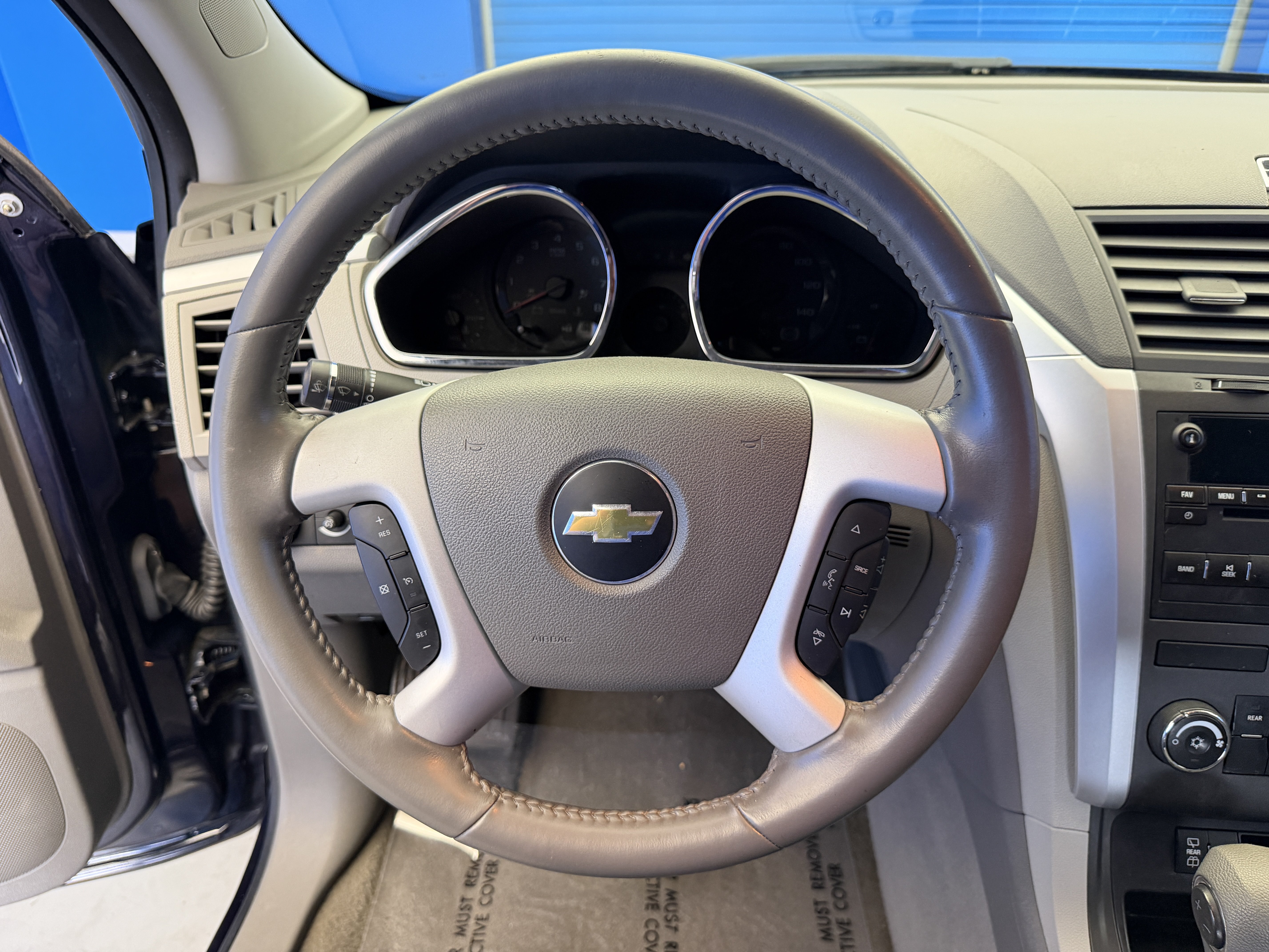 Used 2012 Chevrolet Traverse LS FWD image 14