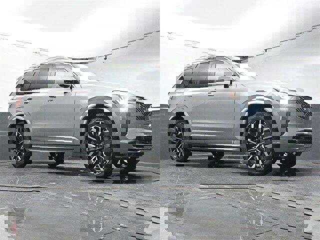 New 2025 Volvo XC90 T8 Ultra w/ Protection Package Premier image 38