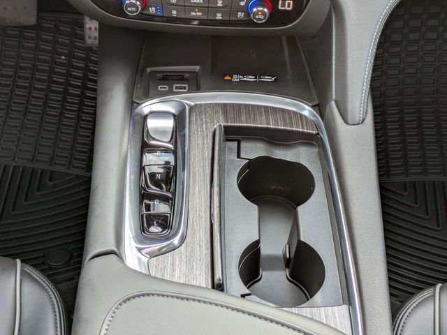 Used 2023 Buick Enclave Avenir image 24