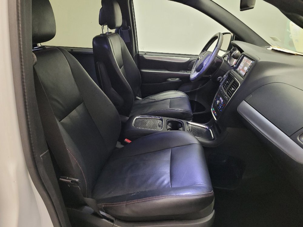 Used 2018 Dodge Grand Caravan GT FWD image 21