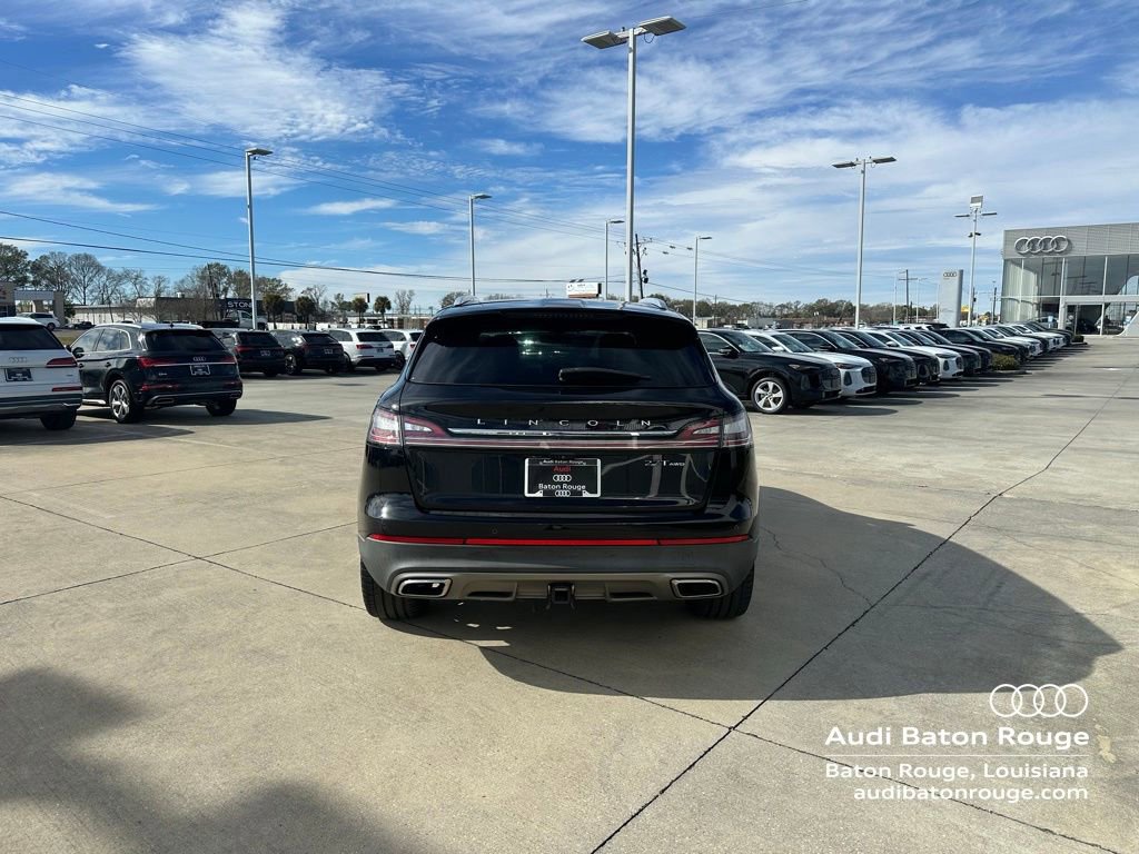 Used 2020 Lincoln Nautilus Reserve w/ Equipment Group 202A image 6