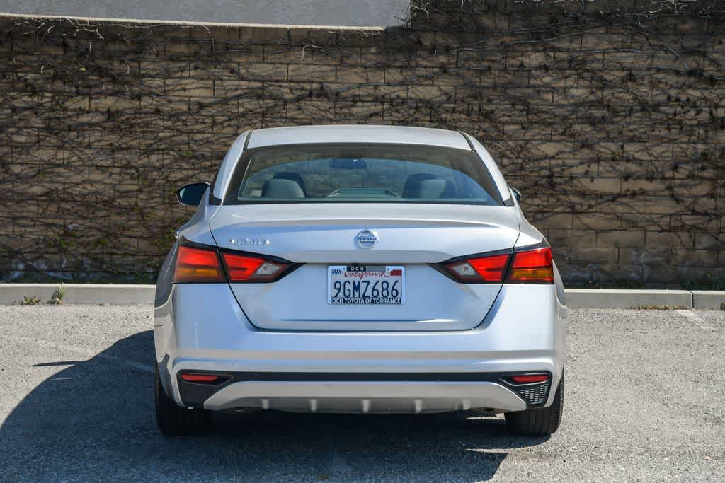 Used 2022 Nissan Altima 2.5 S FWD image 8