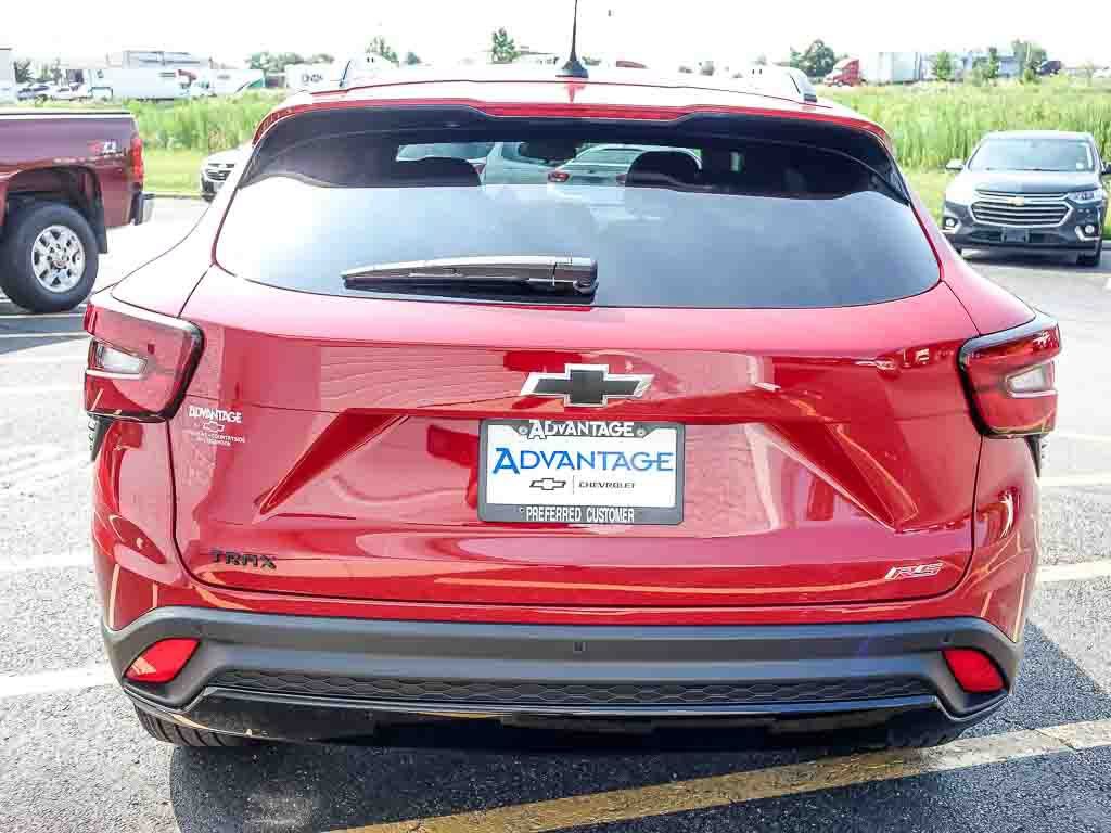 New 2026 Chevrolet Trax RS w/ Driver Confidence Package FWD image 7