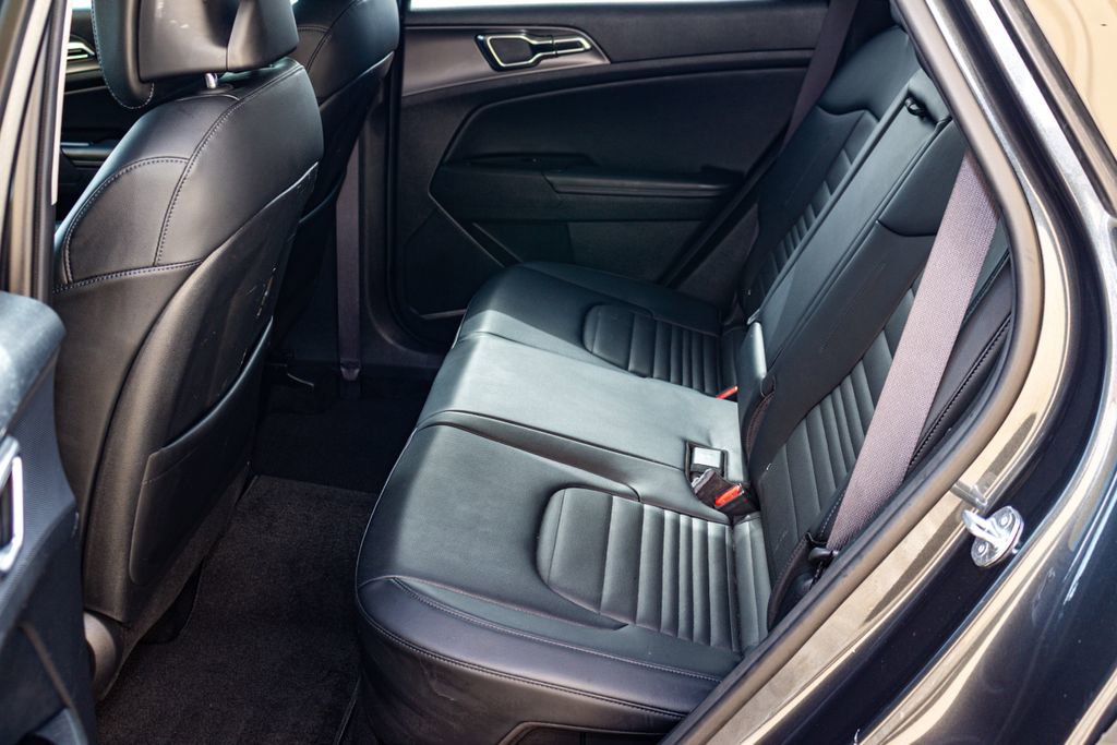 Used 2023 Kia Sportage SX Prestige image 27