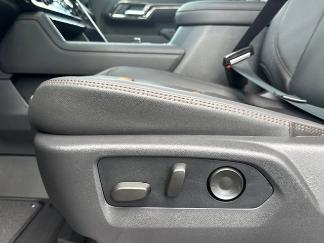 New 2026 GMC Sierra 2500 AT4 w/ AT4 Premium Plus Package AWD/4WD image 14