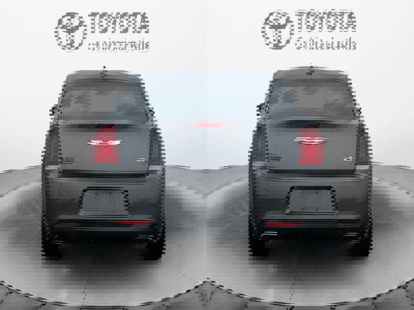 Used 2016 Chrysler 300 S image 5