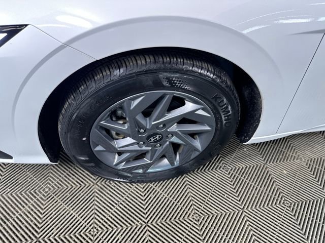 Certified 2024 Hyundai Elantra SEL image 10