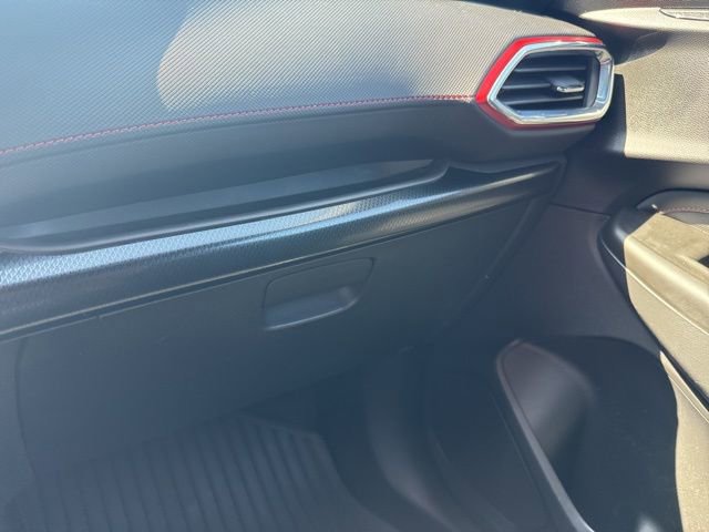 Used 2023 Chevrolet TrailBlazer RS w/ Convenience Package AWD/4WD image 24