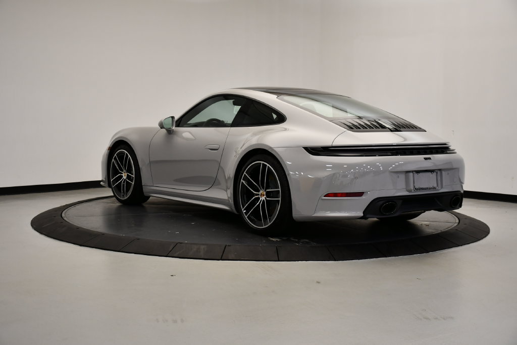 Certified 2026 Porsche 911 Carrera RWD image 3