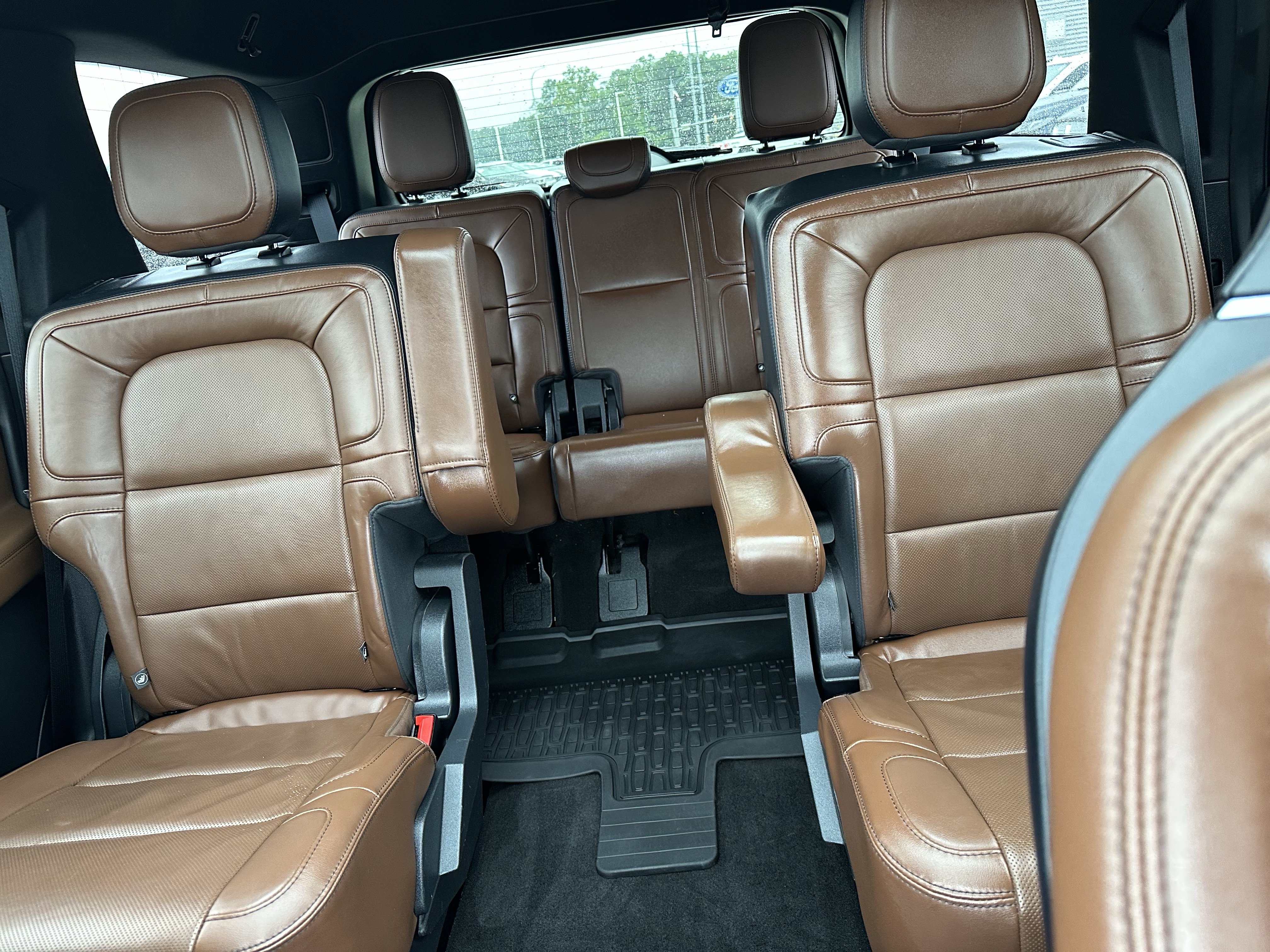 Used 2023 Lincoln Navigator Reserve AWD/4WD image 16