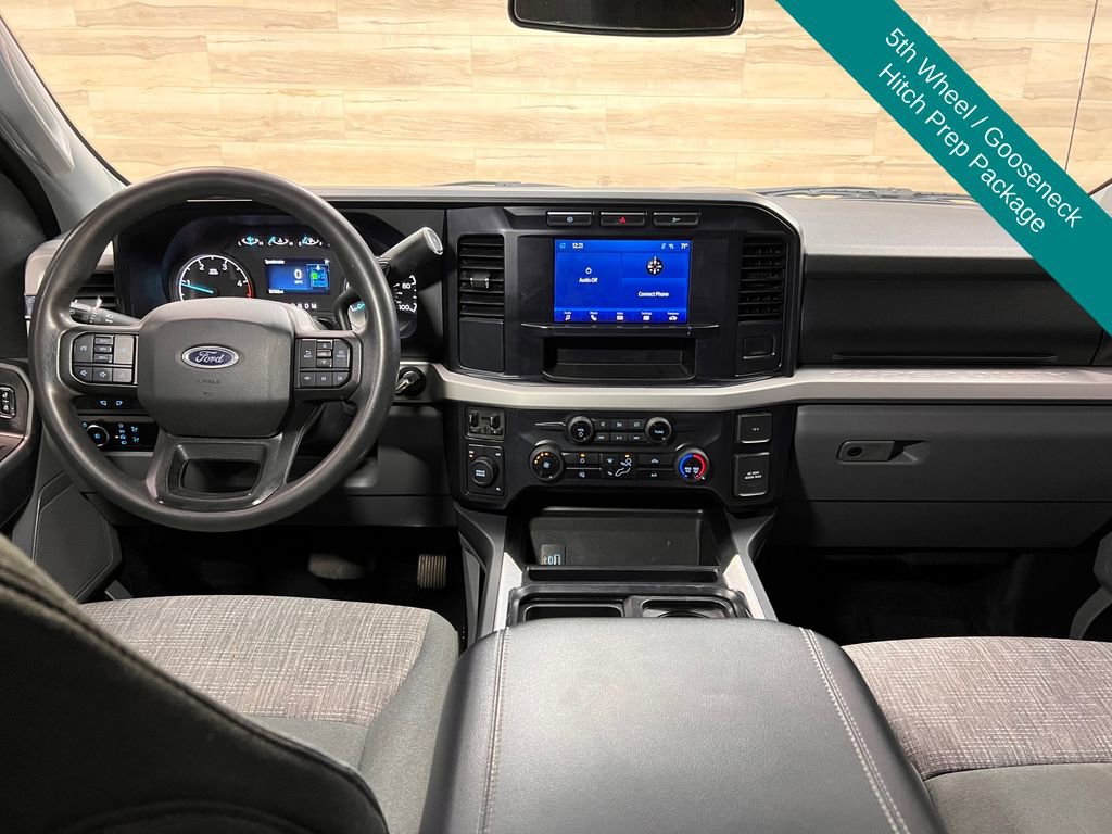 Used 2023 Ford F350 XLT image 2