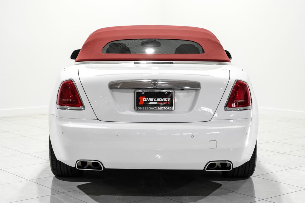 Used 2018 Rolls-Royce Dawn image 12