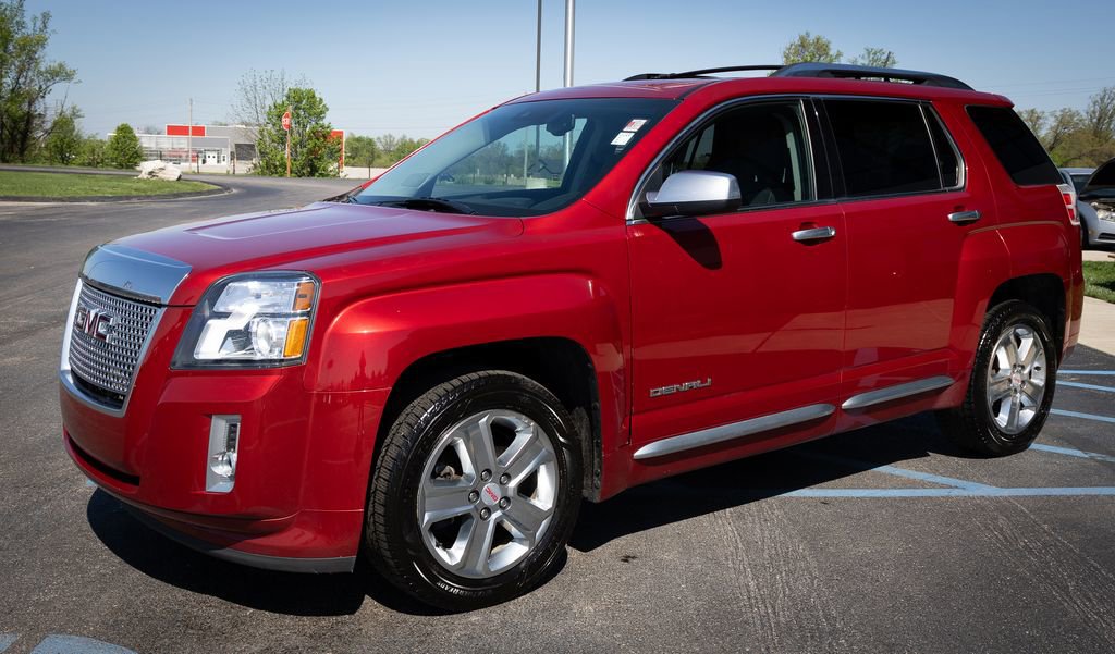 Used 2015 GMC Terrain Denali w/ Cargo Package image 5