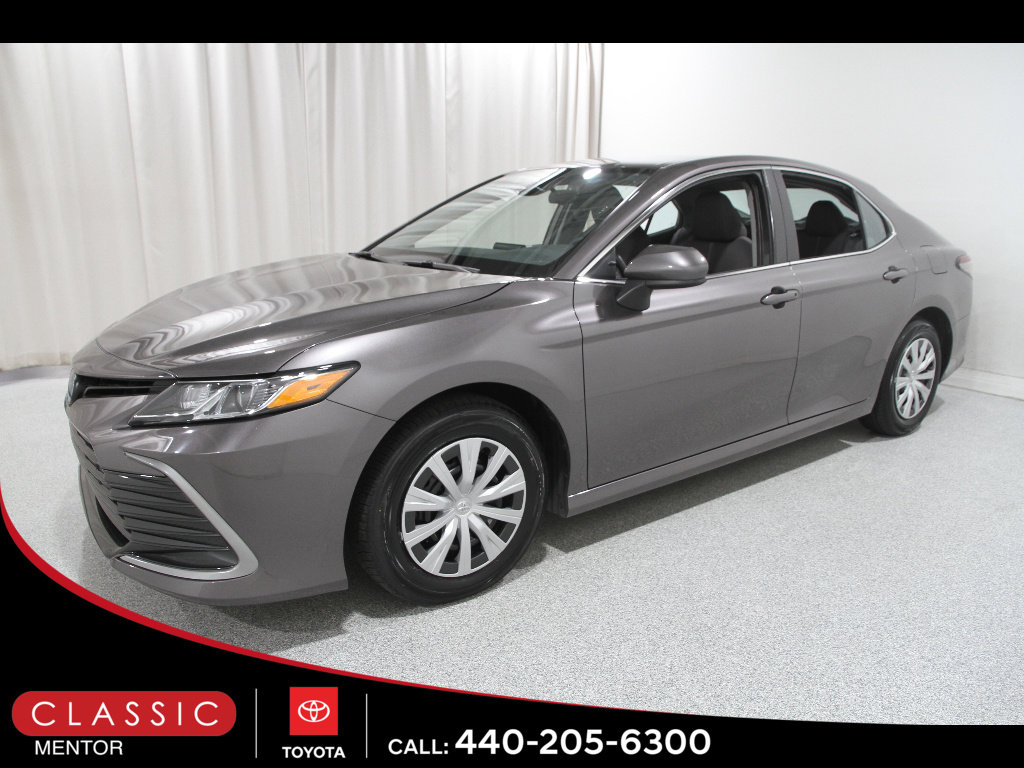 Certified 2023 Toyota Camry LE FWD image 3
