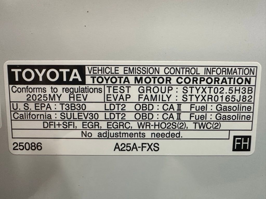 Used 2025 Toyota RAV4 XSE w/ Weather Package image 71