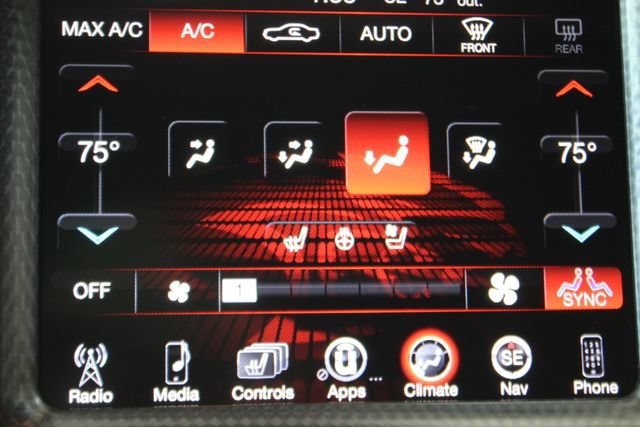 Used 2016 Dodge Challenger SRT Hellcat RWD image 7