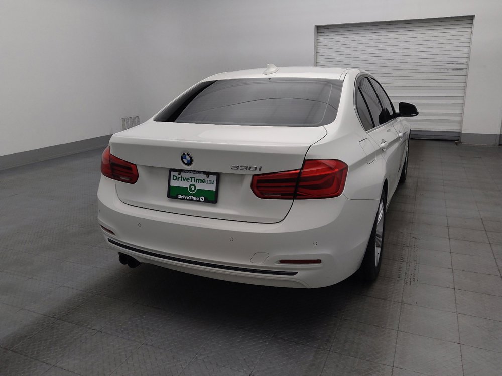 Used 2017 BMW 330i Sedan w/ Driver Assistance Package RWD image 7