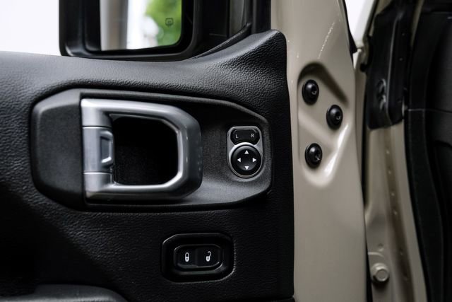 Used 2022 Jeep Gladiator Mojave w/ LED Lighting Group image 67