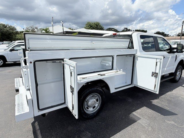 Used 2019 Ford F250 XL w/ Power Equipment Group AWD/4WD image 13