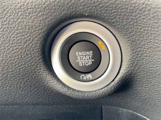 New 2026 Chrysler Pacifica Limited w/ Uconnect Theater Family Group image 26