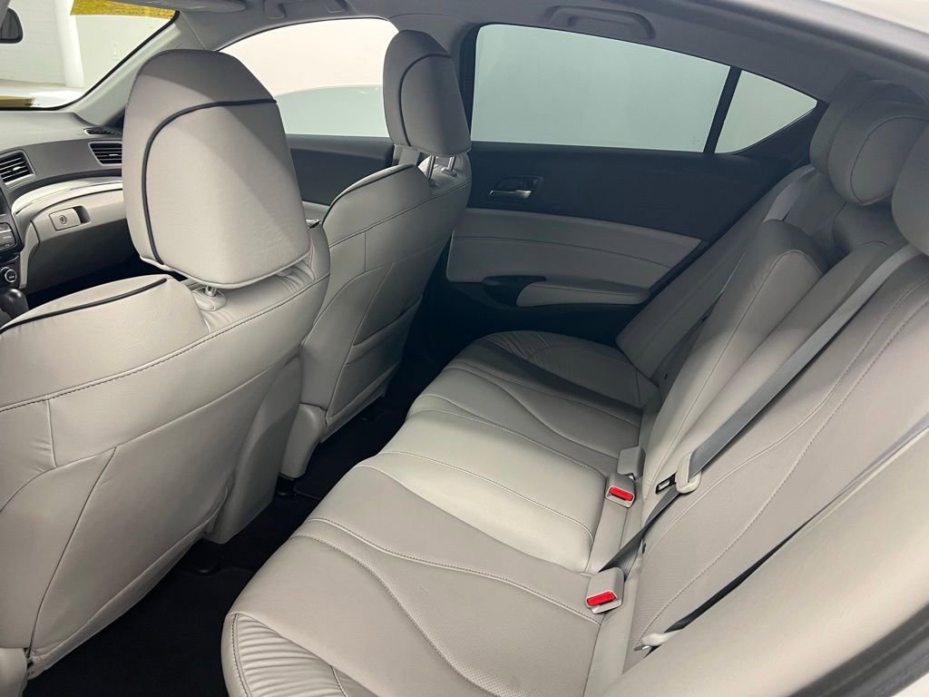 Used 2020 Acura ILX FWD image 11