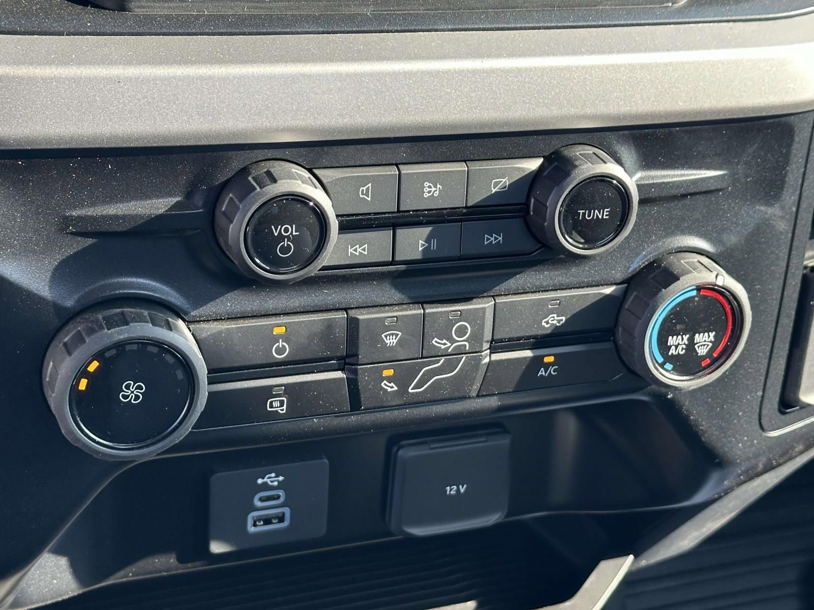 New 2024 Ford F350 XL w/ XL Chrome Package image 15