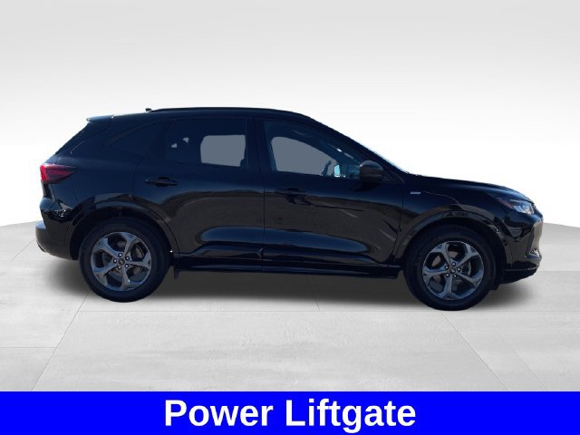 Used 2024 Ford Escape ST-Line w/ Tech Pack #1 AWD/4WD image 6