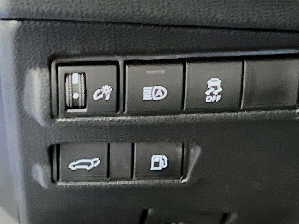 Used 2025 Toyota Corolla Cross AWD Hybrid w/ Convenience Package image 10