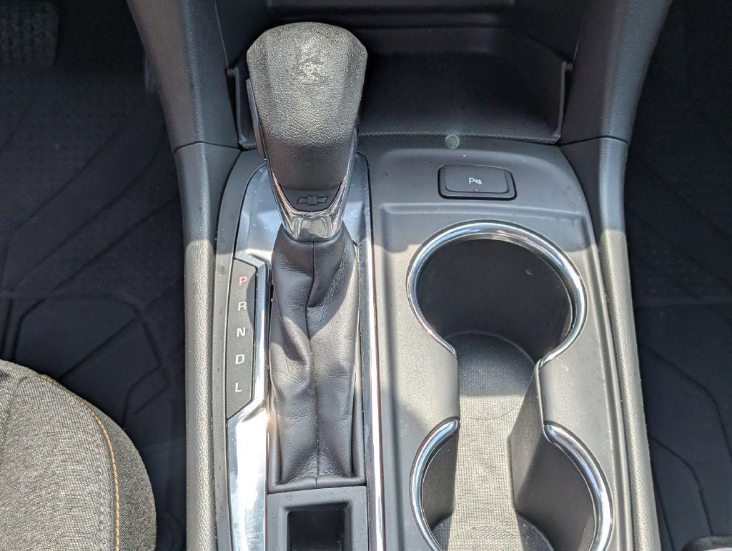 Used 2023 Chevrolet Equinox LT FWD image 24