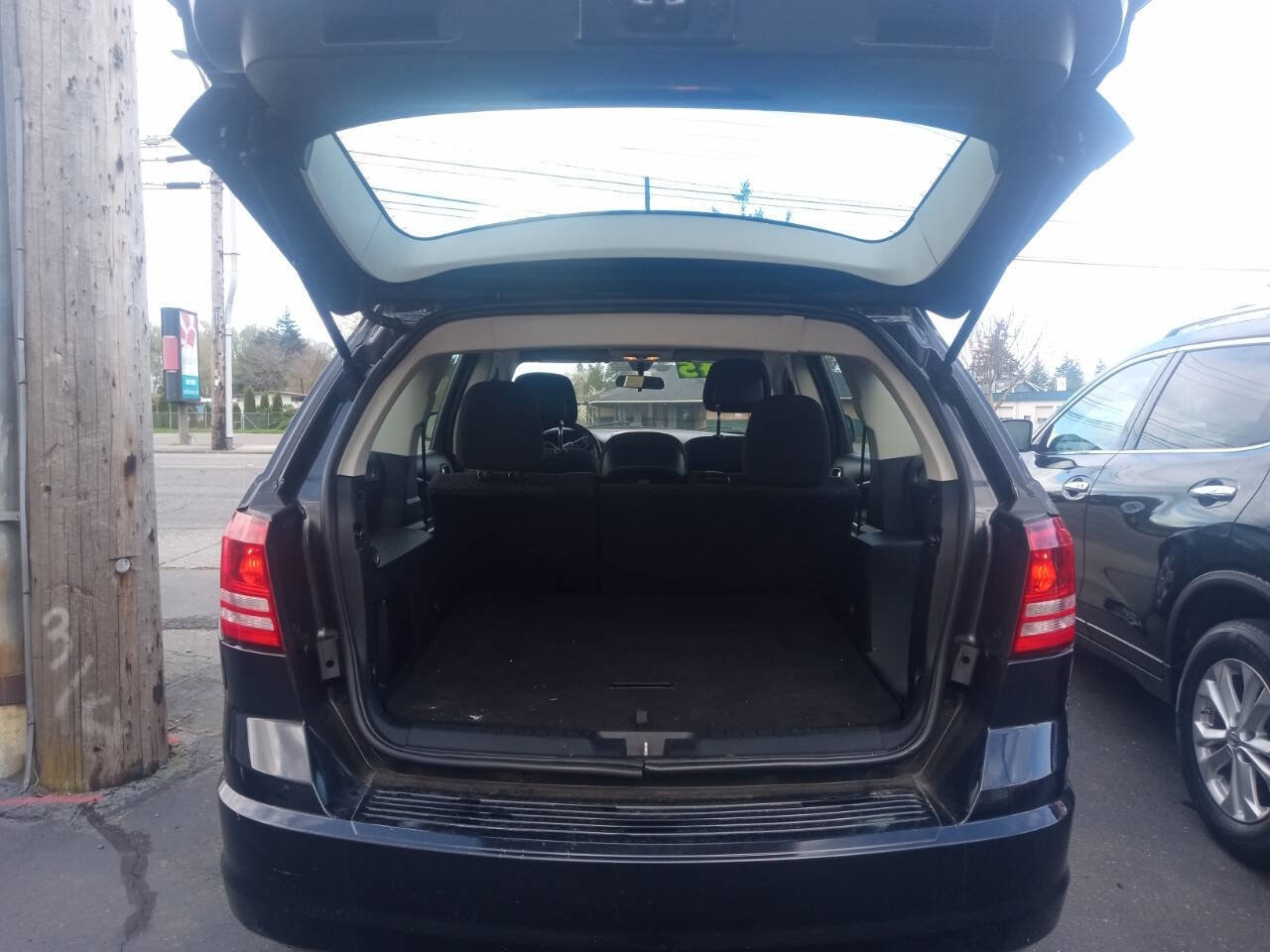Used 2012 Dodge Journey SE image 6
