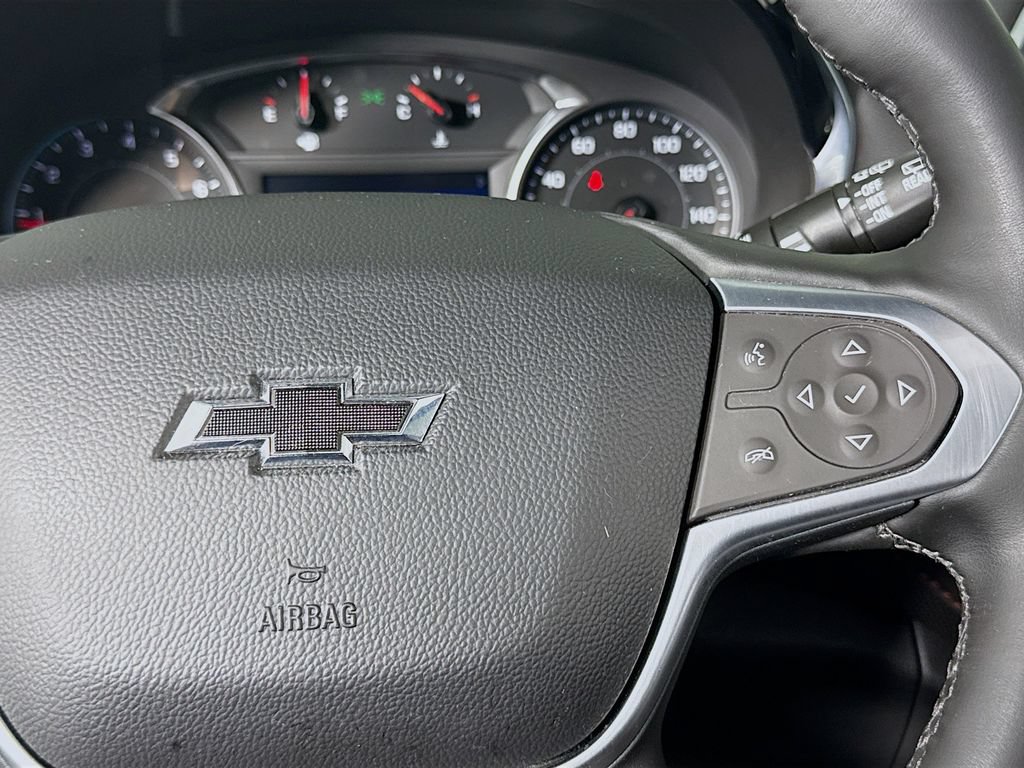 Used 2023 Chevrolet Traverse RS AWD/4WD image 15