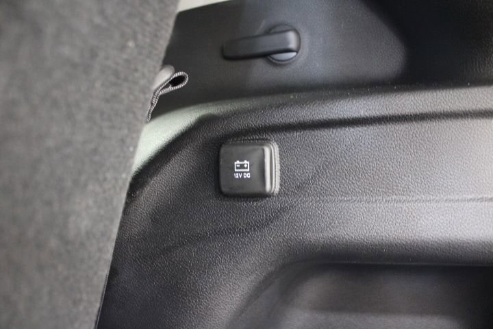 Used 2023 Jeep Grand Cherokee L Limited w/ Luxury Tech Group II AWD/4WD image 15
