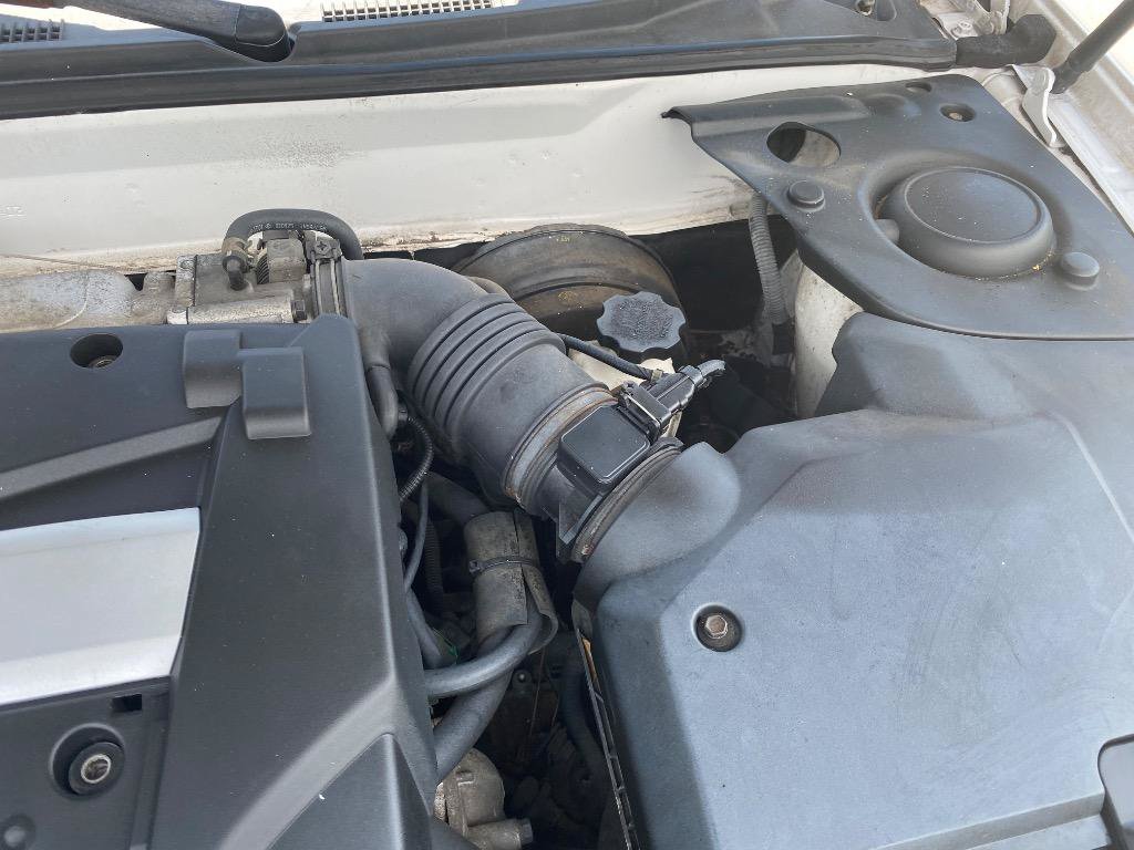 Used 2004 Hyundai Tiburon GT FWD image 25