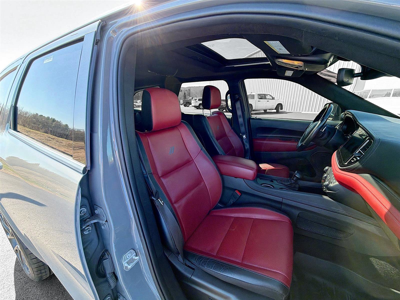 Used 2022 Dodge Durango R/T w/ Tow 'N Go Package image 31