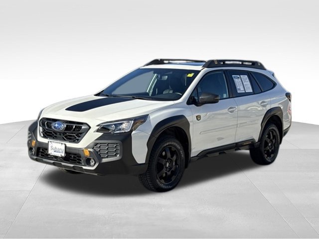 Used 2025 Subaru Outback Wilderness AWD/4WD image 3