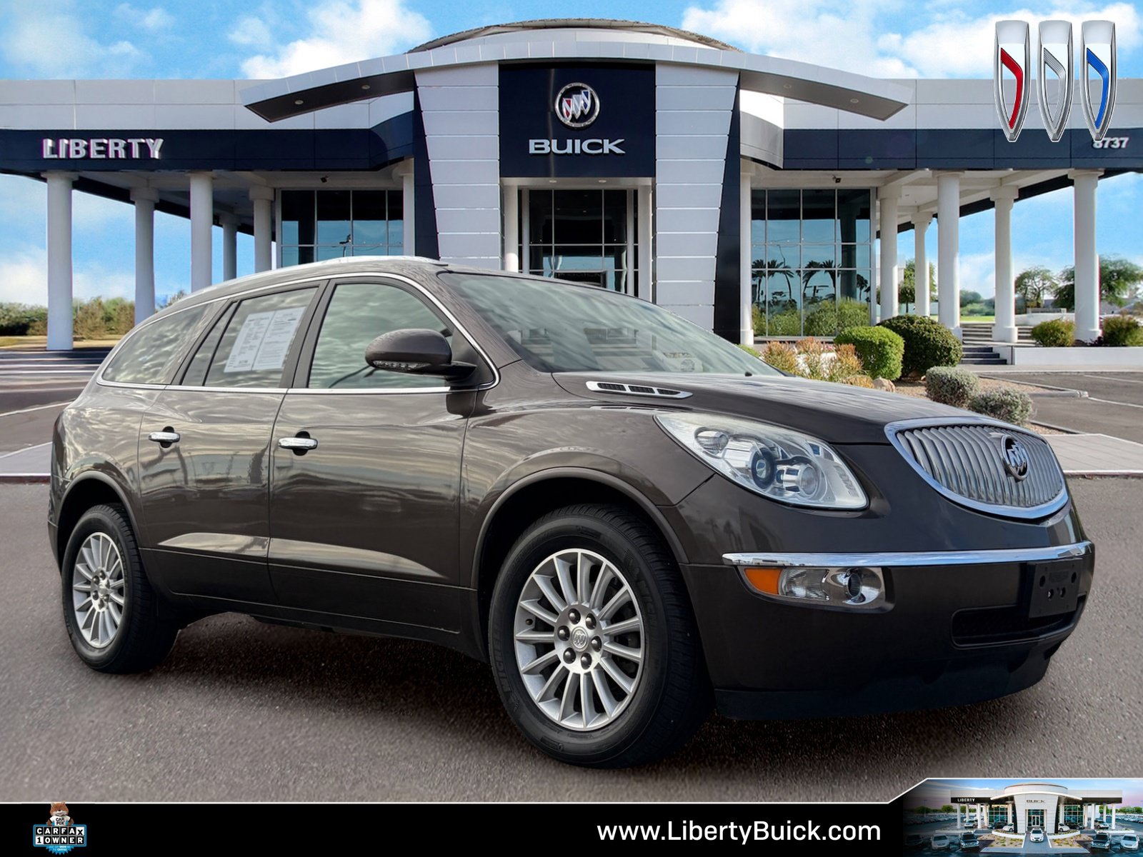 Used 2011 Buick Enclave CXL FWD image 1