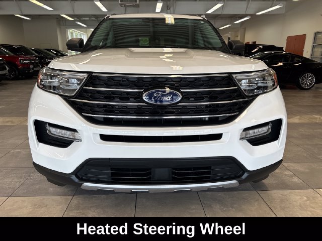 Used 2023 Ford Explorer XLT w/ Equipment Group 202A AWD/4WD image 21
