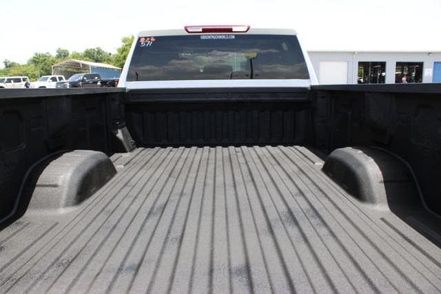 Used 2025 Chevrolet Silverado 2500 W/T w/ WT/CX Safety Package AWD/4WD image 10