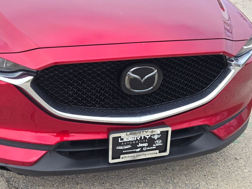 Used 2018 MAZDA CX-5 Touring image 4