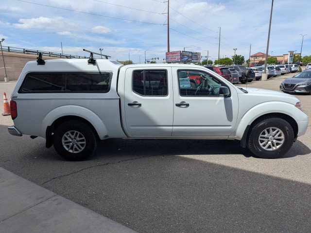 Used 2016 Nissan Frontier SV w/ SV Value Truck Package AWD/4WD image 6