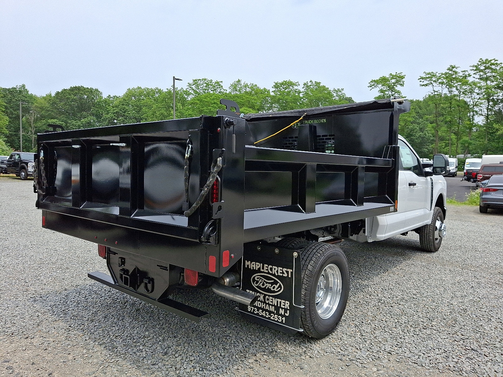 New 2025 Ford F350 XL w/ XL Chrome Package image 4