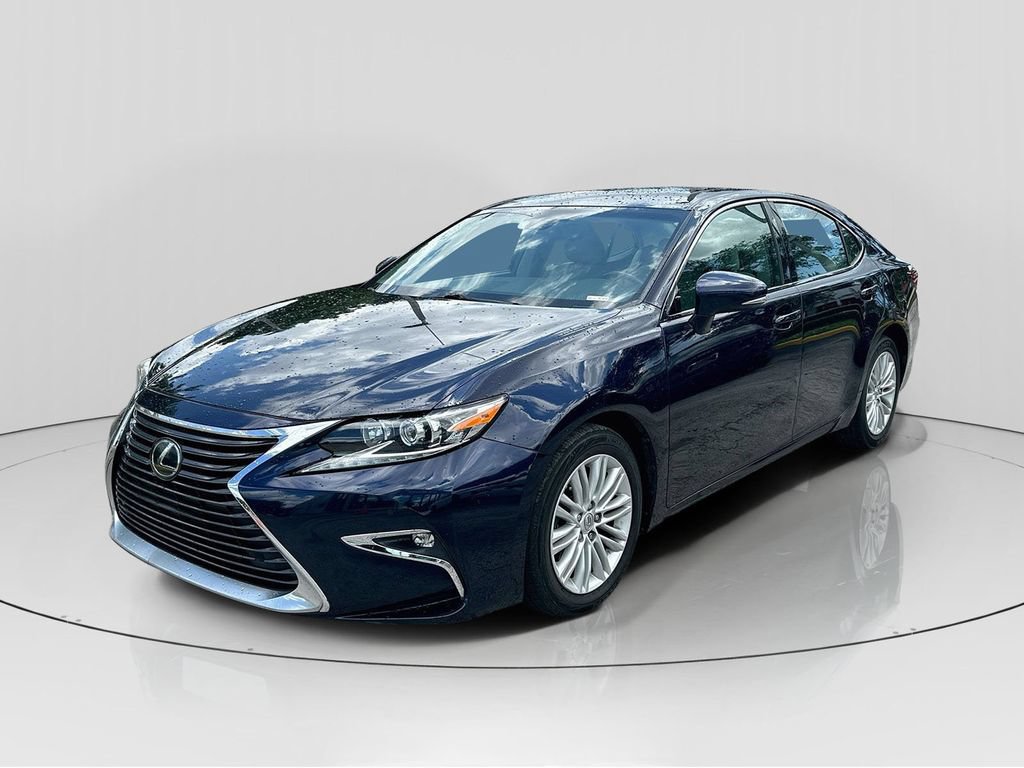 Used 2017 Lexus ES 350 w/ Premium Package FWD image 3