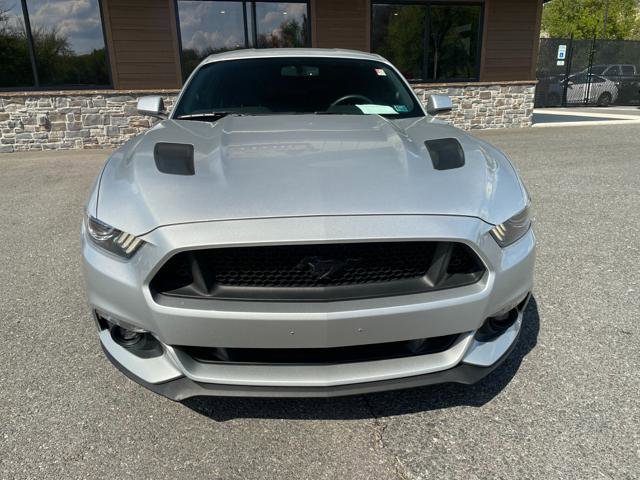 Used 2015 Ford Mustang GT RWD image 12
