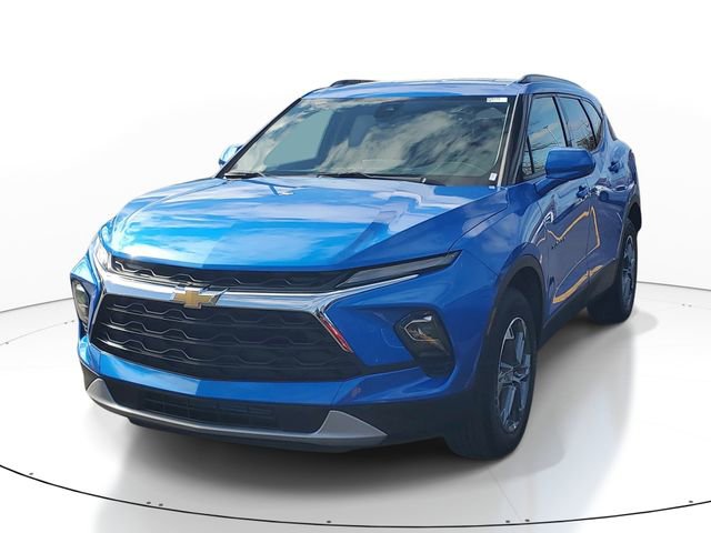 Certified 2024 Chevrolet Blazer LT w/ Convenience Package image 2