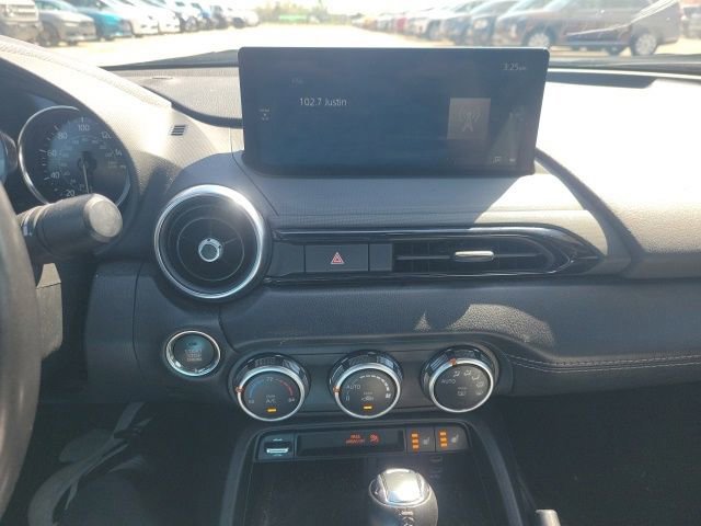 Used 2025 MAZDA MX-5 Miata RF Grand Touring image 10