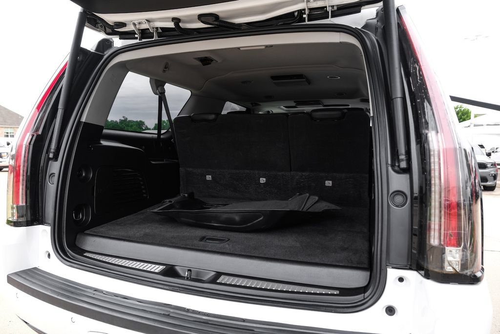 Used 2019 Cadillac Escalade ESV Premium Luxury RWD image 56