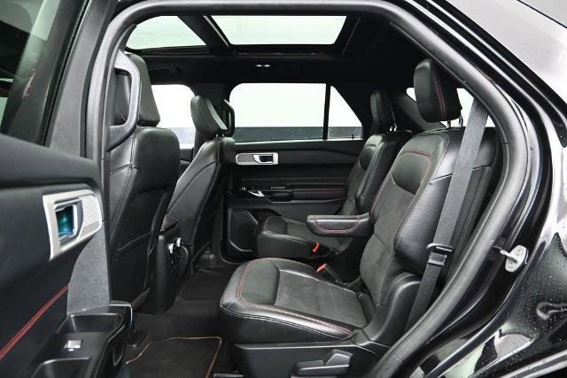 Certified 2023 Ford Explorer ST-Line w/ Class IV Trailer Tow Package AWD/4WD image 19