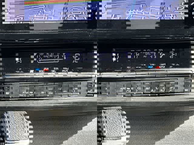 Used 2022 Toyota Sienna XSE image 16